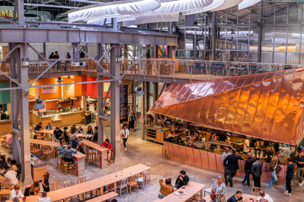 Magmaa food hall nantes intérieur - idile studio nom naming